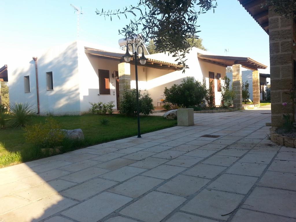 Gli Ulivi Residence Leverano Bagian luar foto