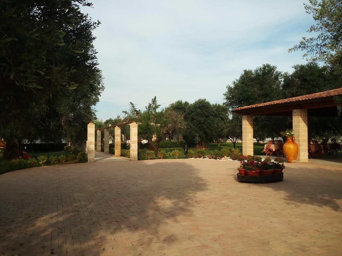 Gli Ulivi Residence Leverano Bagian luar foto